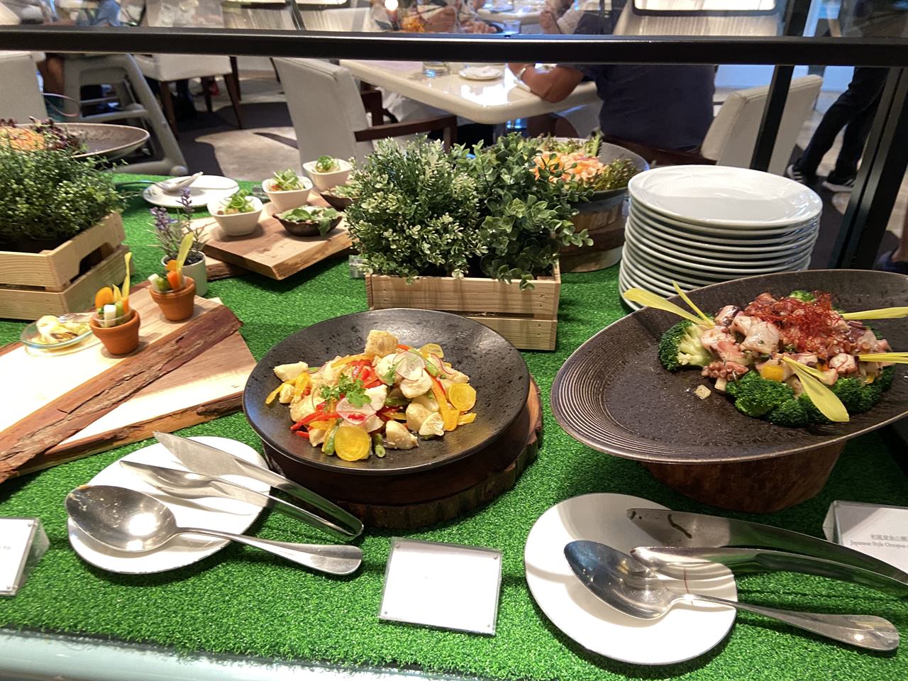 【松山美食】文華東方酒店Buffet-文華Café 週末午間鮮·吃·吧吃到飽-龍蝦/生蠔/帝王蟹/海膽/干貝壽司/雅閣中菜吃到爽! - 第28張圖