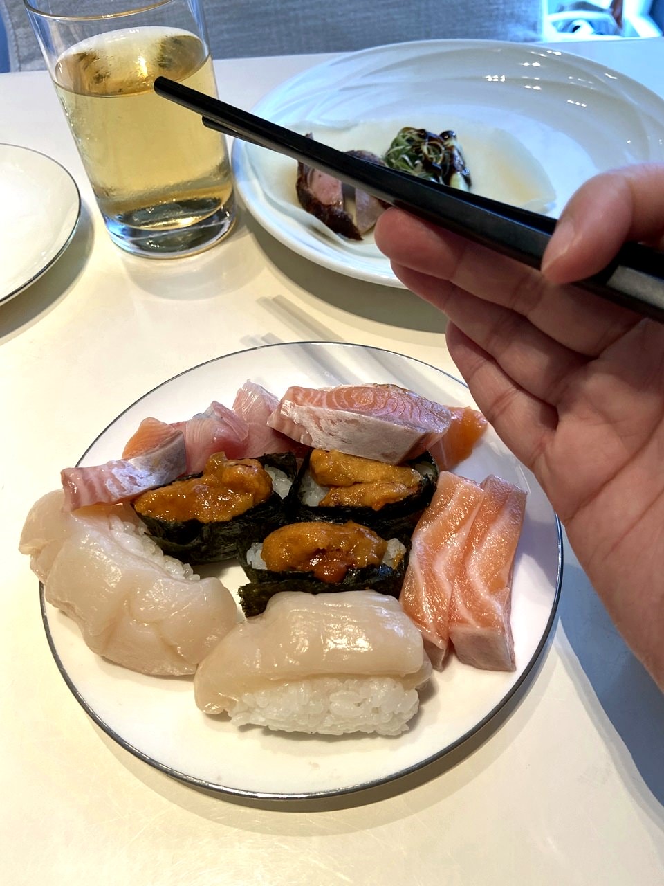 【松山美食】文華東方酒店Buffet-文華Café 週末午間鮮·吃·吧吃到飽-龍蝦/生蠔/帝王蟹/海膽/干貝壽司/雅閣中菜吃到爽! - 第47張圖