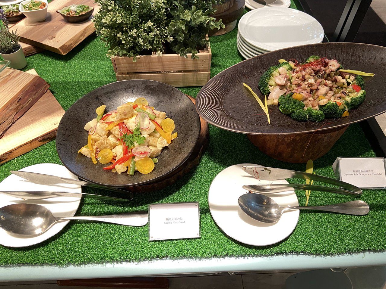 【松山美食】文華東方酒店Buffet-文華Café 週末午間鮮·吃·吧吃到飽-龍蝦/生蠔/帝王蟹/海膽/干貝壽司/雅閣中菜吃到爽! - 第30張圖