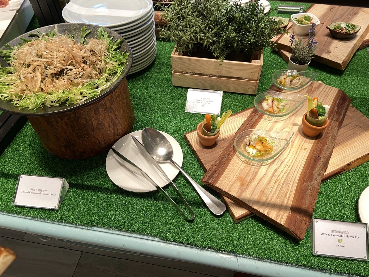 【松山美食】文華東方酒店Buffet-文華Café 週末午間鮮·吃·吧吃到飽-龍蝦/生蠔/帝王蟹/海膽/干貝壽司/雅閣中菜吃到爽! - 第31張圖