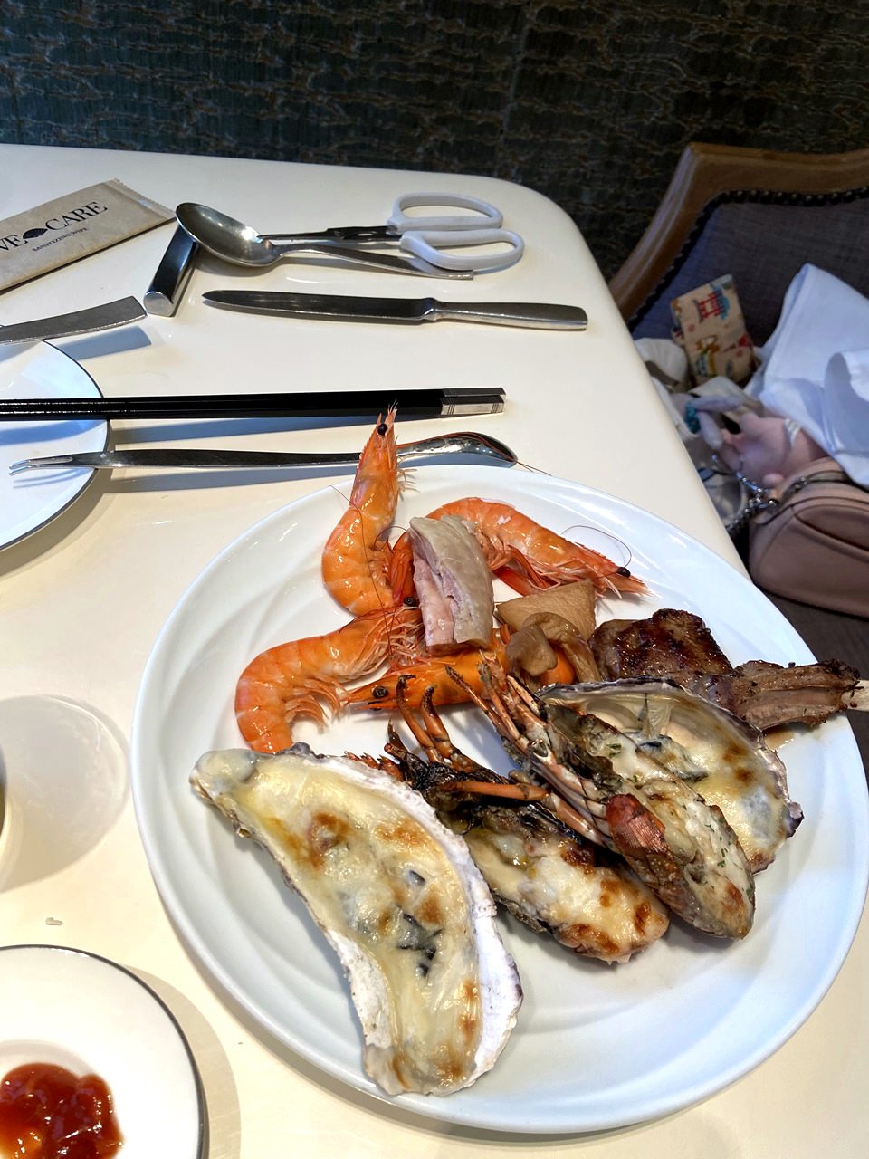 【松山美食】文華東方酒店Buffet-文華Café 週末午間鮮·吃·吧吃到飽-龍蝦/生蠔/帝王蟹/海膽/干貝壽司/雅閣中菜吃到爽! - 第49張圖 美食照