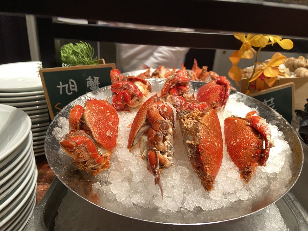 【松山美食】文華東方酒店Buffet-文華Café 週末午間鮮·吃·吧吃到飽-龍蝦/生蠔/帝王蟹/海膽/干貝壽司/雅閣中菜吃到爽! - 第8張圖