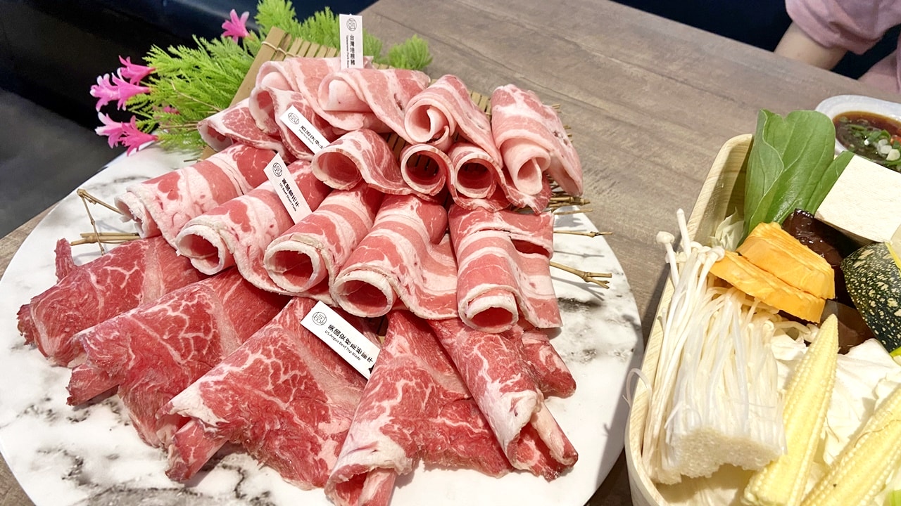 【中山食記】深紅汕頭鍋物台北民權店,2人也可以屠龍計畫,海鮮肉肉搭配汕頭湯頭超讚,店內各種花式活動讓你吃飽飽,近中山國中站 (菜單) - 第22張圖