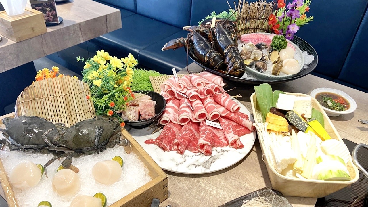 【中山食記】深紅汕頭鍋物台北民權店,2人也可以屠龍計畫,海鮮肉肉搭配汕頭湯頭超讚,店內各種花式活動讓你吃飽飽,近中山國中站 (菜單) - 第1張圖
