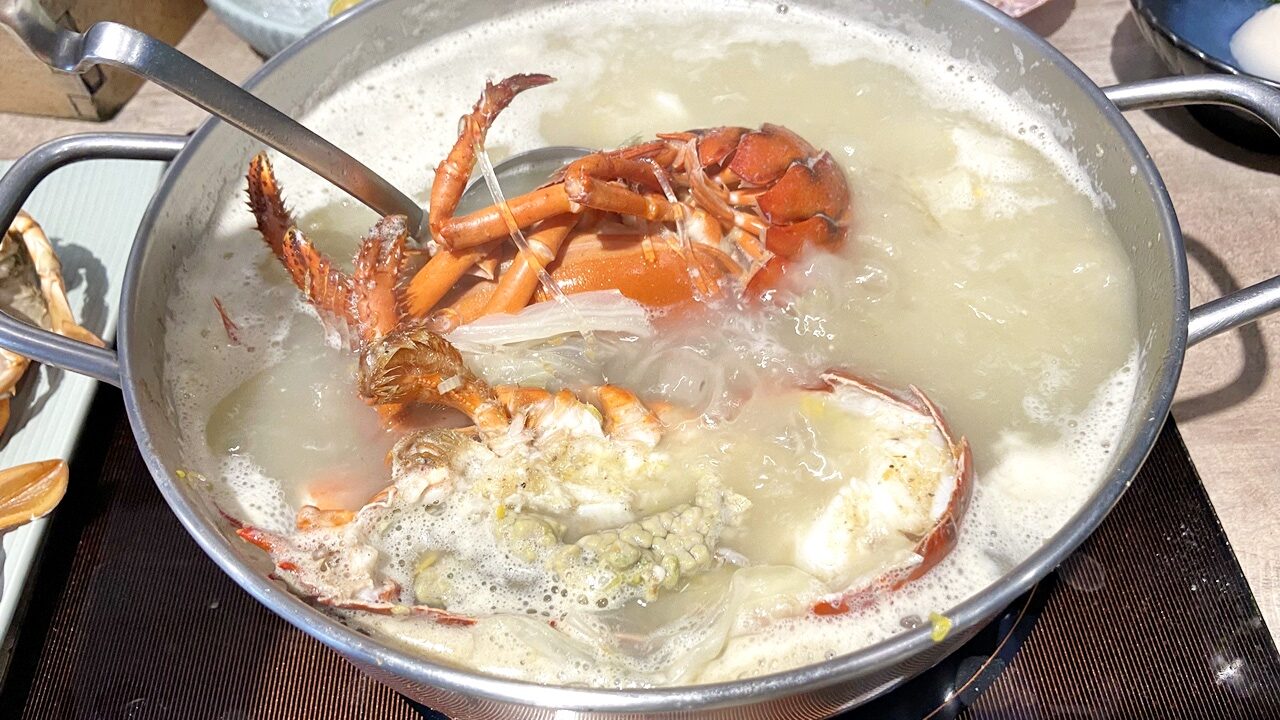 【中山食記】深紅汕頭鍋物台北民權店,2人也可以屠龍計畫,海鮮肉肉搭配汕頭湯頭超讚,店內各種花式活動讓你吃飽飽,近中山國中站 (菜單) - 第31張圖
