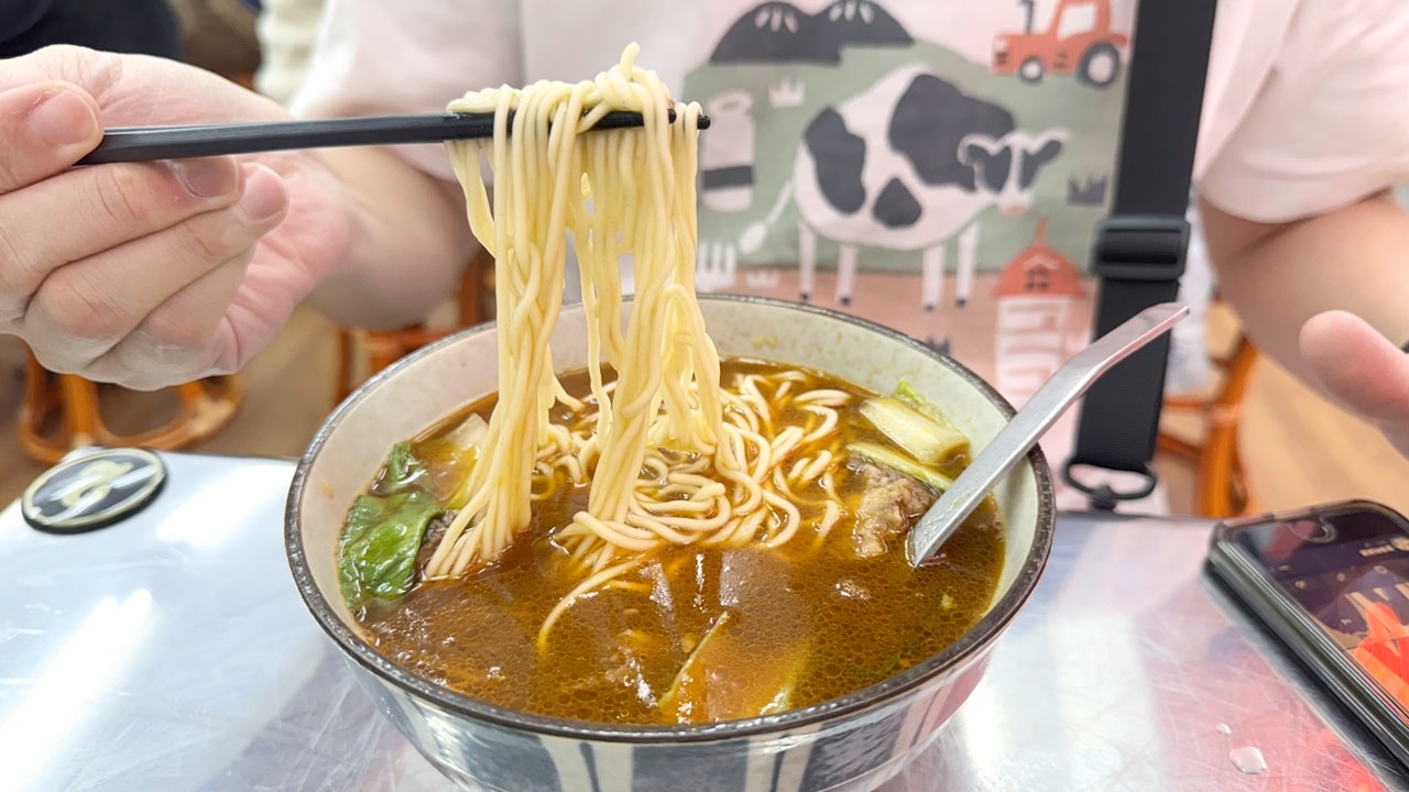【大安食記】你好原汁牛肉麵,145元就可以吃半筋半肉牛肉麵,內用豆漿紅茶喝到飽,近成功國宅(菜單) - 第15張圖
