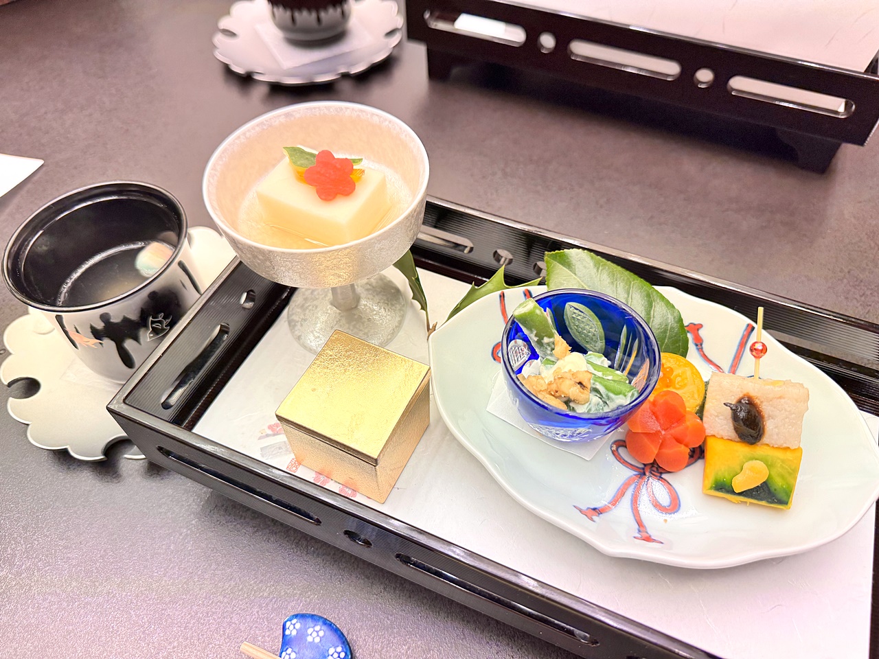 【東京食記】人形町今半 一生必吃壽喜燒 開箱2人台幣8500元的壽喜燒套餐(すき焼 三昧コース)推薦烤牛排也意外驚豔(菜單/訂位) - 第34張圖
