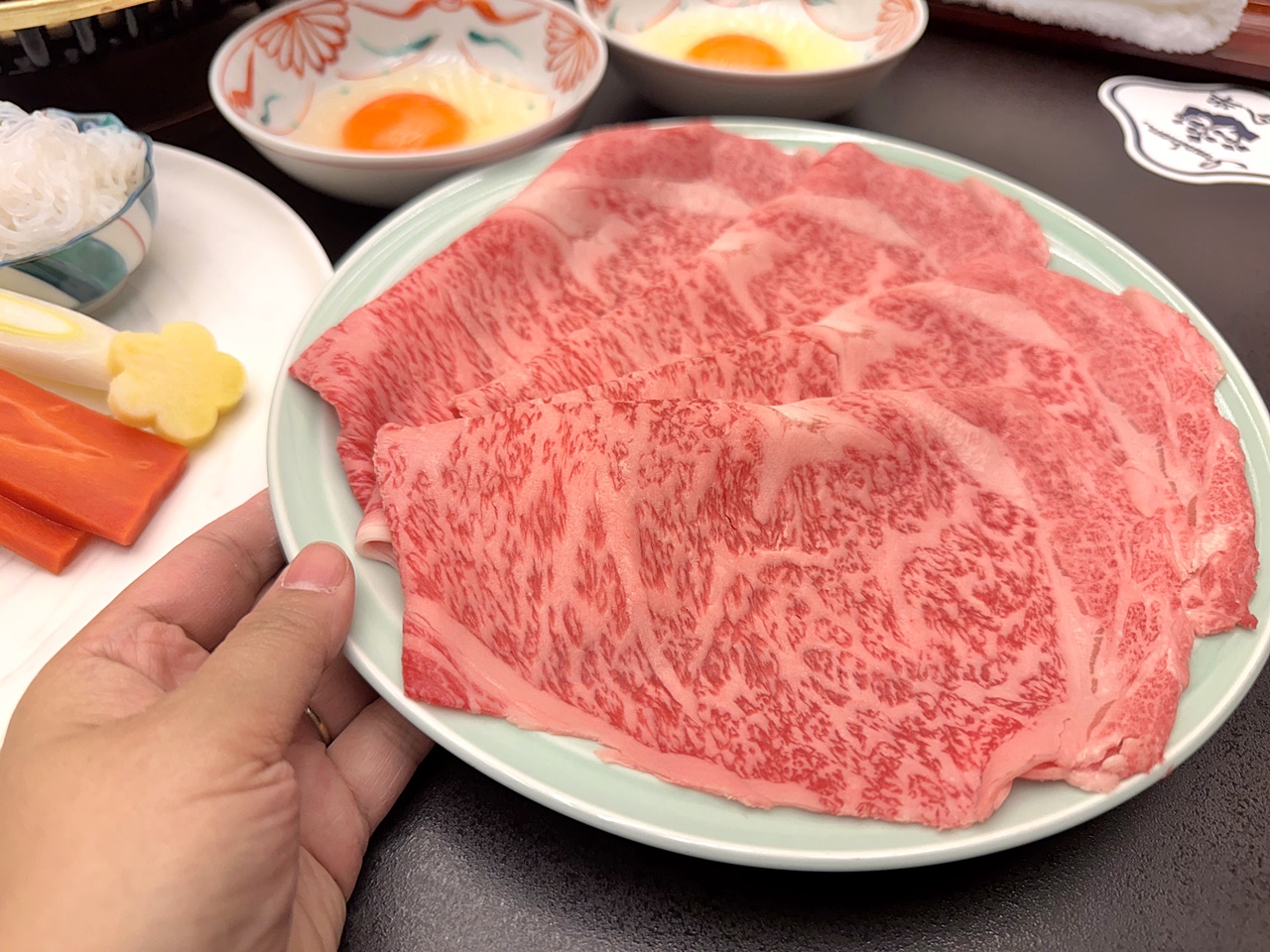 【東京食記】人形町今半 一生必吃壽喜燒 開箱2人台幣8500元的壽喜燒套餐(すき焼 三昧コース)推薦烤牛排也意外驚豔(菜單/訂位) - 第49張圖