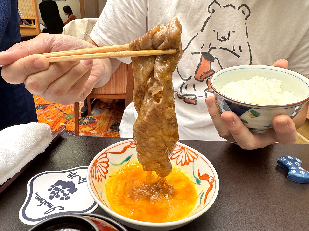 【東京食記】人形町今半 一生必吃壽喜燒 開箱2人台幣8500元的壽喜燒套餐(すき焼 三昧コース)推薦烤牛排也意外驚豔(菜單/訂位) - 第59張圖
