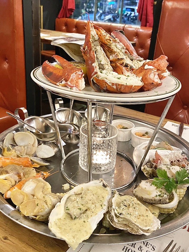 【信義食記】Wayne’s New York 瑋恩紐約美式龍蝦牛排餐廳,海鮮雙人塔與肋眼牛排開箱,額外驚喜是厚切培根 (菜單) - 第33張圖