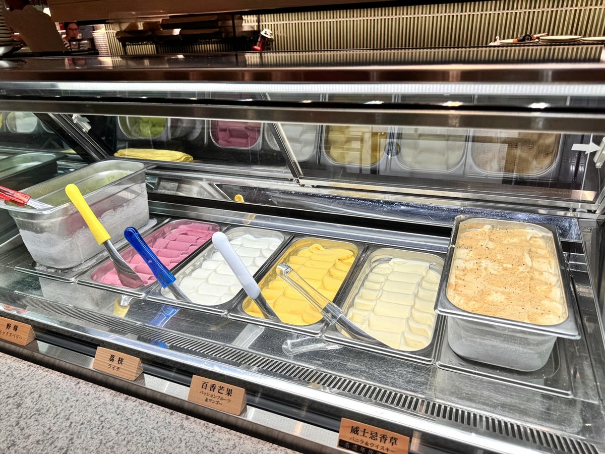 【信義食記】NAGOMI雅 新光A8店 假日午餐吃到飽真實心得位於新光A8,2000元有找吃三個半小時 (價錢/訂位方式) - 第105張圖