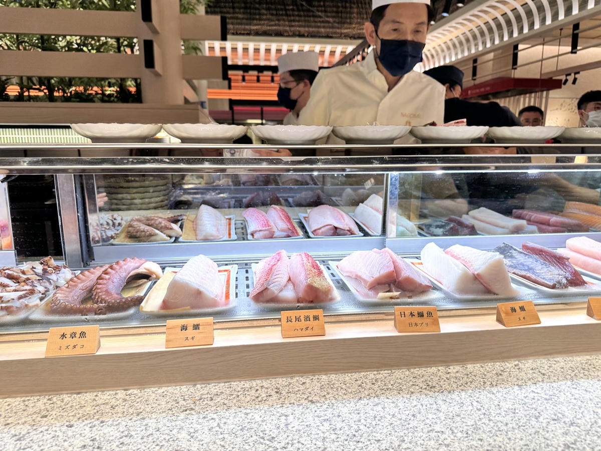 【信義食記】NAGOMI雅 新光A8店 假日午餐吃到飽真實心得位於新光A8,2000元有找吃三個半小時 (價錢/訂位方式) - 第3張圖
