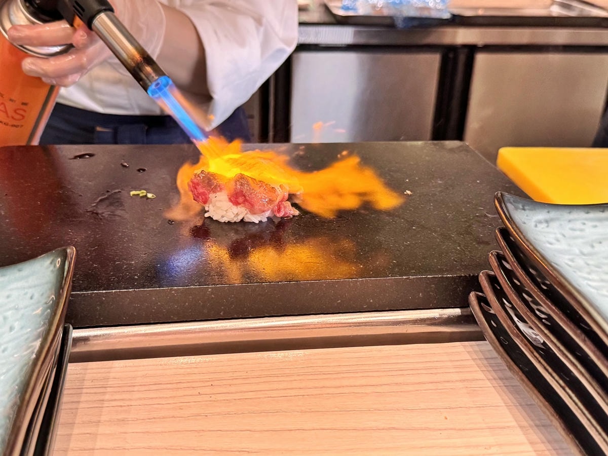 【信義食記】NAGOMI雅 新光A8店 假日午餐吃到飽真實心得位於新光A8,2000元有找吃三個半小時 (價錢/訂位方式) - 第57張圖