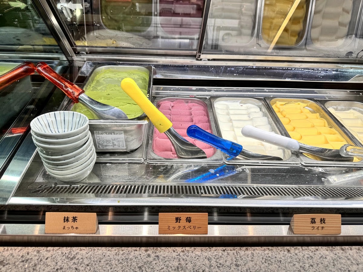 【信義食記】NAGOMI雅 新光A8店 假日午餐吃到飽真實心得位於新光A8,2000元有找吃三個半小時 (價錢/訂位方式) - 第106張圖