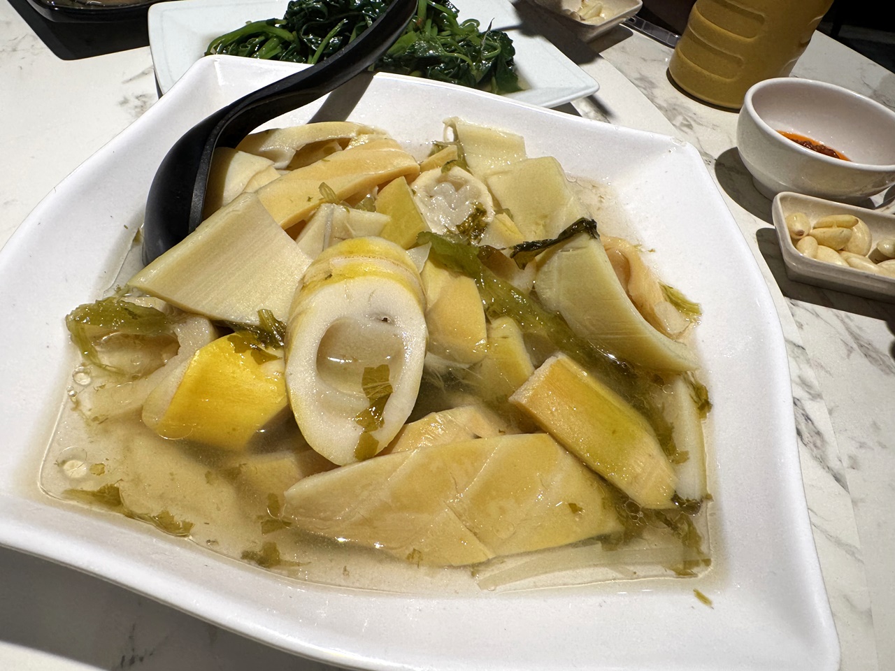 【中山食記】阿城鵝肉吉林二店 必比登推薦美食,近全菜單開箱!招牌煙燻白斬鵝肉必吃,滷味也大推!捷運行天宮站(菜單) - 第39張圖