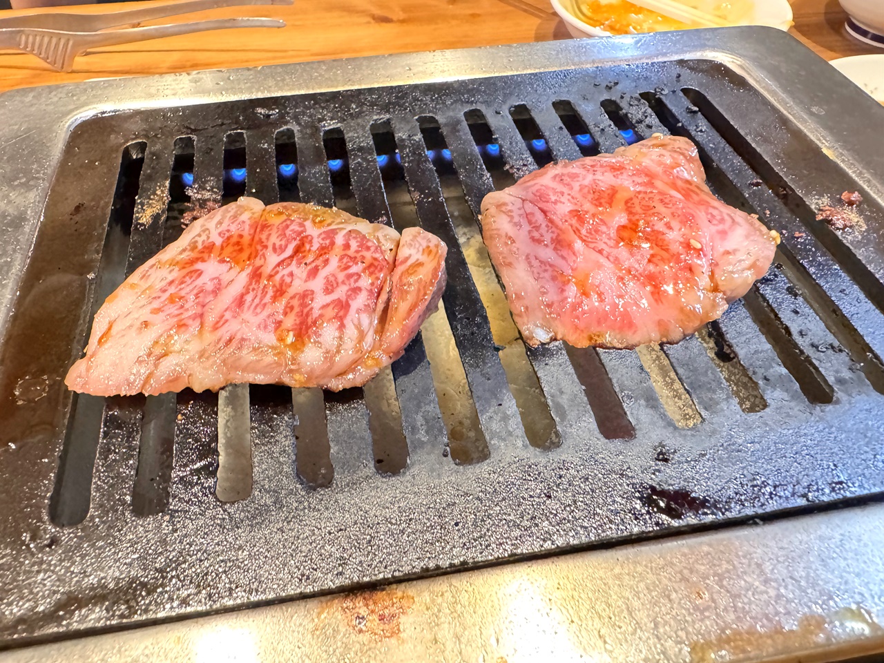 【東京上野燒肉食記】TOKYO Yakiniku Go 上野 / TOKYO焼肉ごぉ 3号店 招牌GO赤壁 Red Cliff 厚切燒肉,電話預約另可享用5478円燒肉吃到飽方案,近上野御徒町站 (菜單/訂位) - 第24張圖