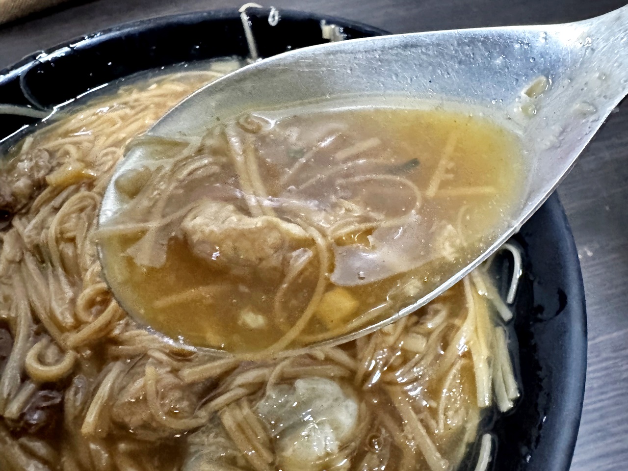 【大安食記】樂業麵線,台北麵線天王名單之一,經典滷大腸還有蚵仔及肉丁,近六張犁捷運站(菜單) - 第16張圖