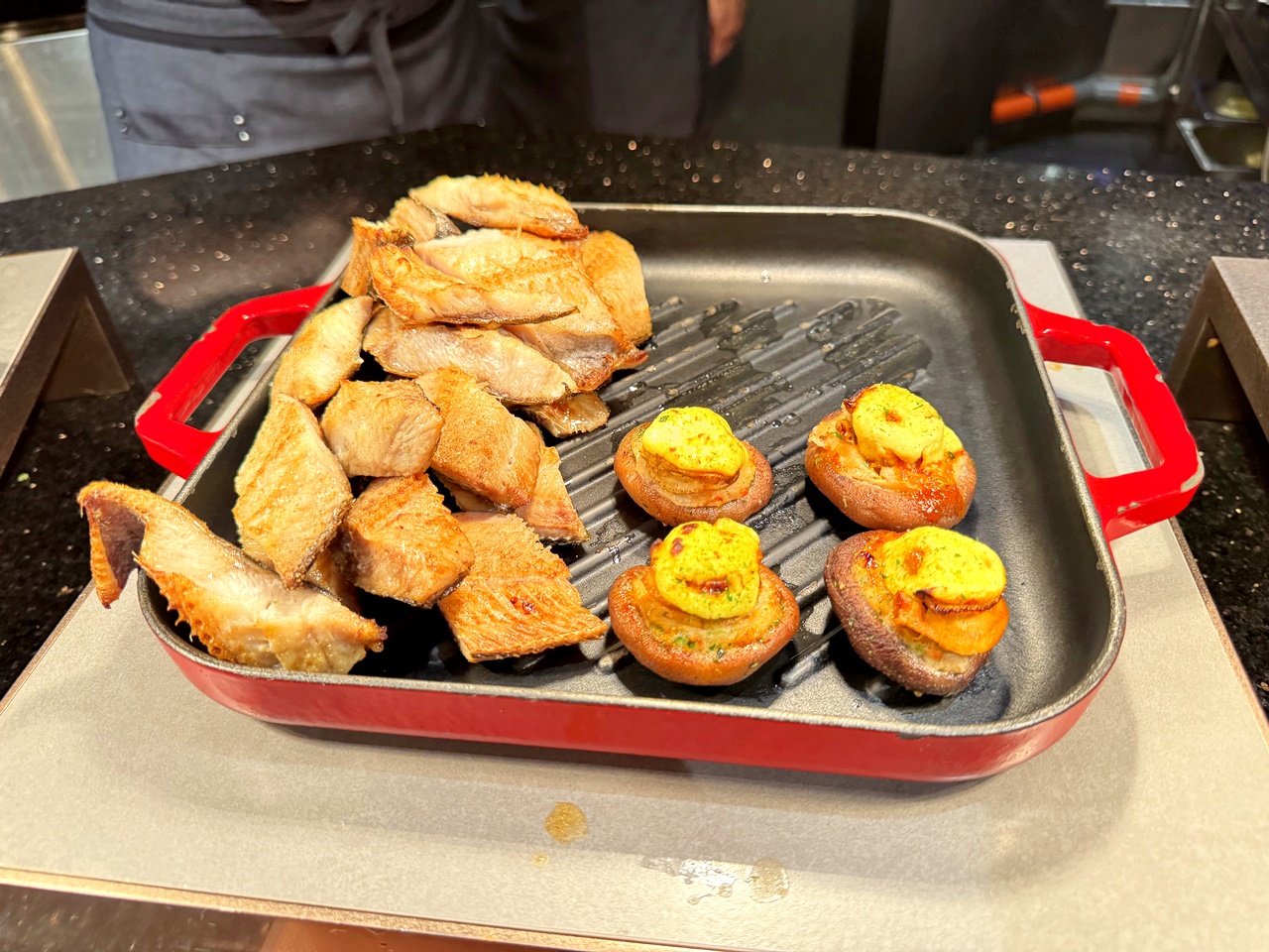 【信義食記】Urban Paradise 餐酒吃到飽真實心得平日晚餐,位於Dream Plaza 近捷運市政府站(Buffet價錢/訂位方式) - 第79張圖