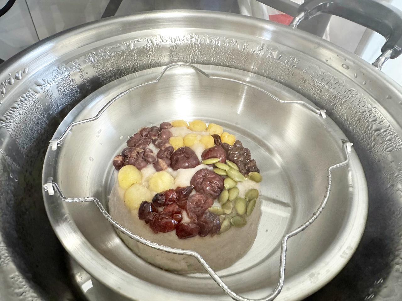 【2026 宅配年菜推薦】愛上新鮮 X 吳秉承師傅聯名年菜組｜承福滿堂團圓宴-精選六菜，大菜簡單輕鬆上桌