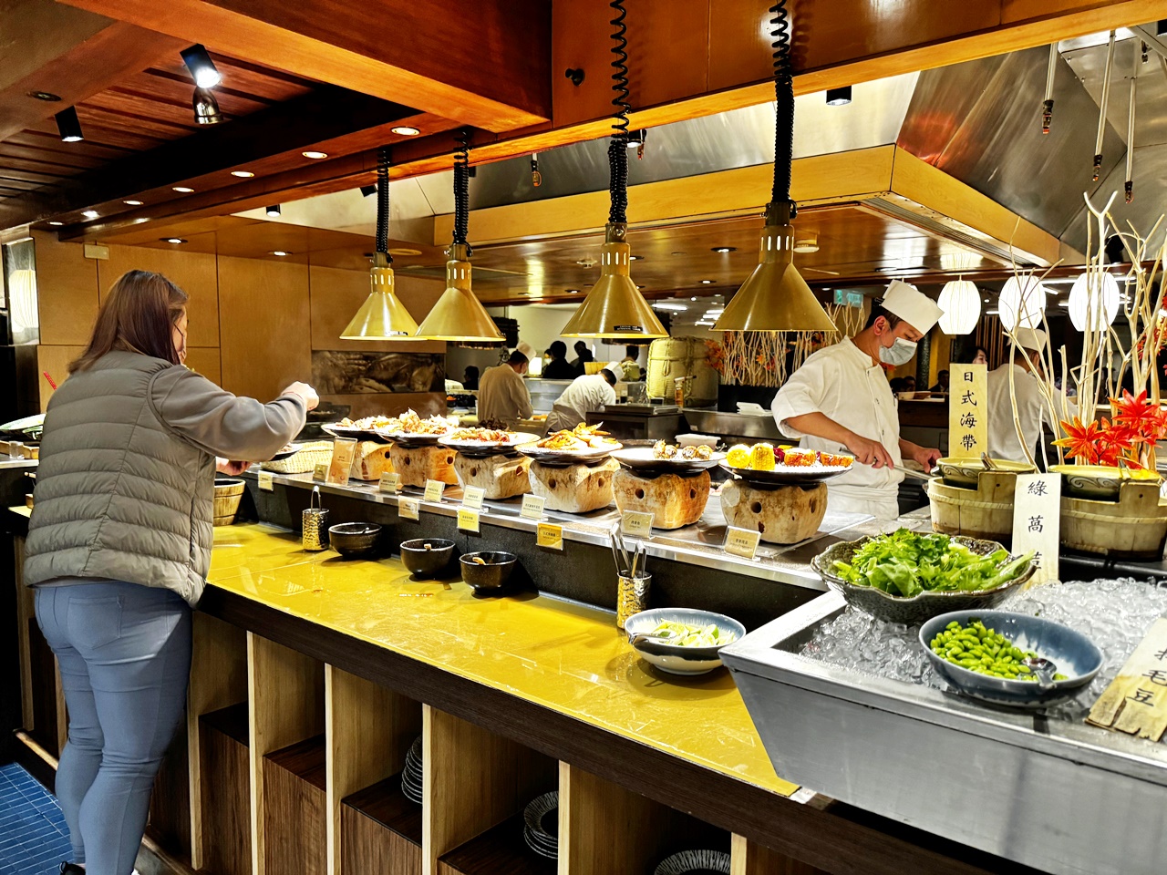 【信義食記】彩日本料理吃到飽假日餐期開箱，位於台北君悅酒店，近捷運市政府/101站(Buffet價錢/訂位方式)