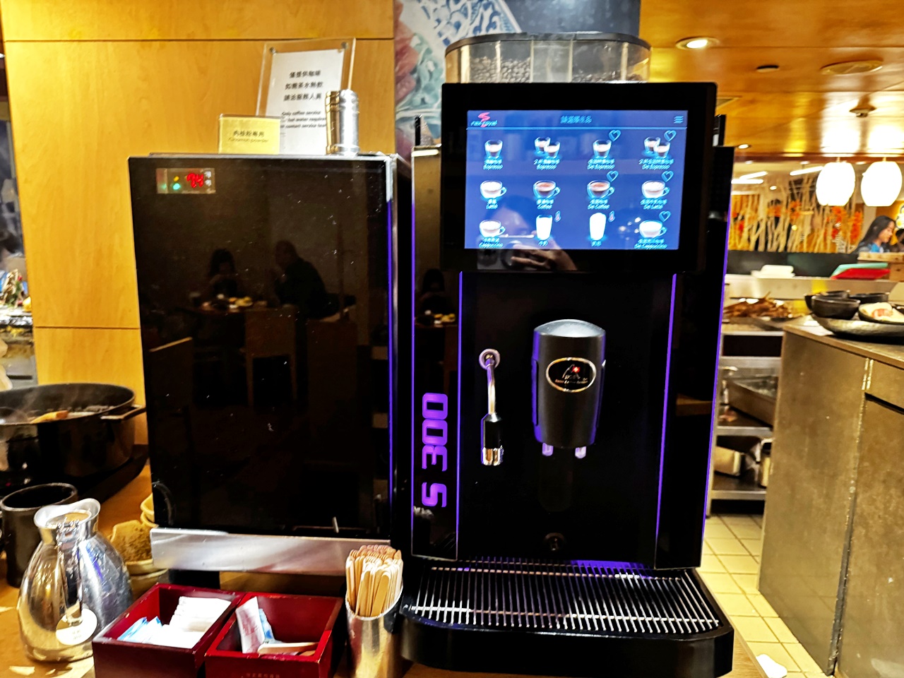 【信義食記】彩日本料理吃到飽假日餐期開箱，位於台北君悅酒店，近捷運市政府/101站(Buffet價錢/訂位方式)