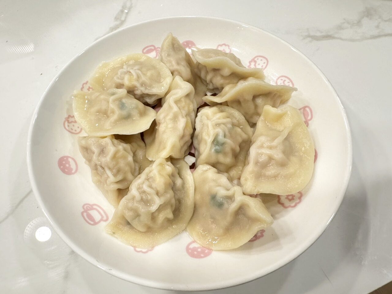 【外帶外送團購】枝枝水餃/枝枝手工水餃 新口味瓜仔肉、麻辣杏鮑菇開箱心得! 有緣就吃到的佛系水餃N刷