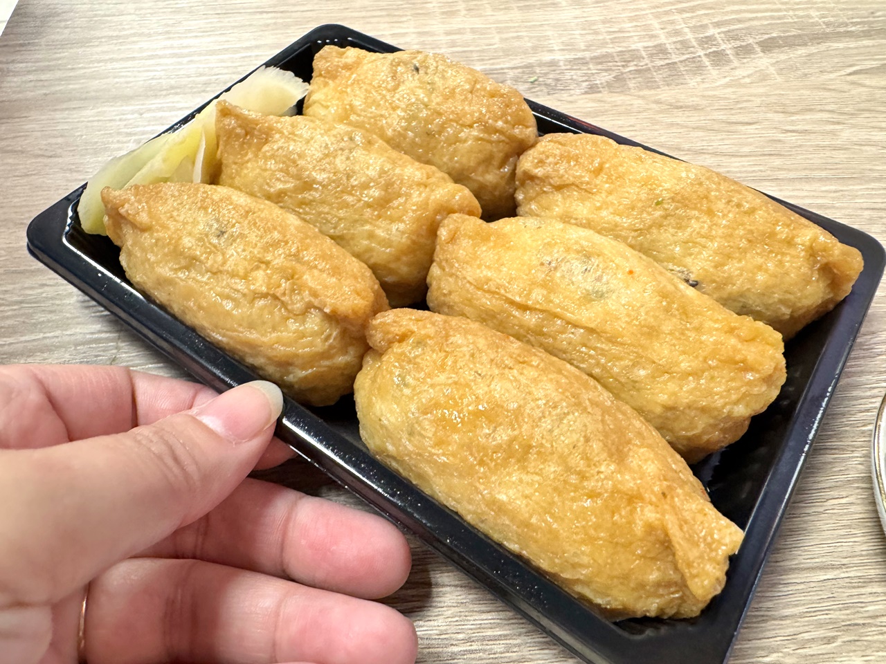 【大安食記】生魚片專賣店，白蘭市場巷內的無名生魚片店家，低調實惠平價好吃，六張犁站走路12分鐘(菜單)