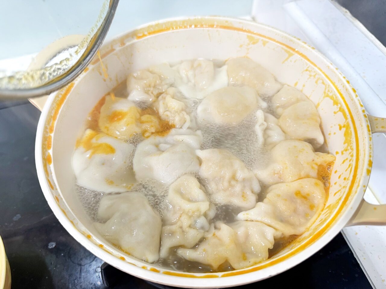 【外帶外送團購】枝枝水餃/枝枝手工水餃 新口味瓜仔肉、麻辣杏鮑菇開箱心得! 有緣就吃到的佛系水餃N刷