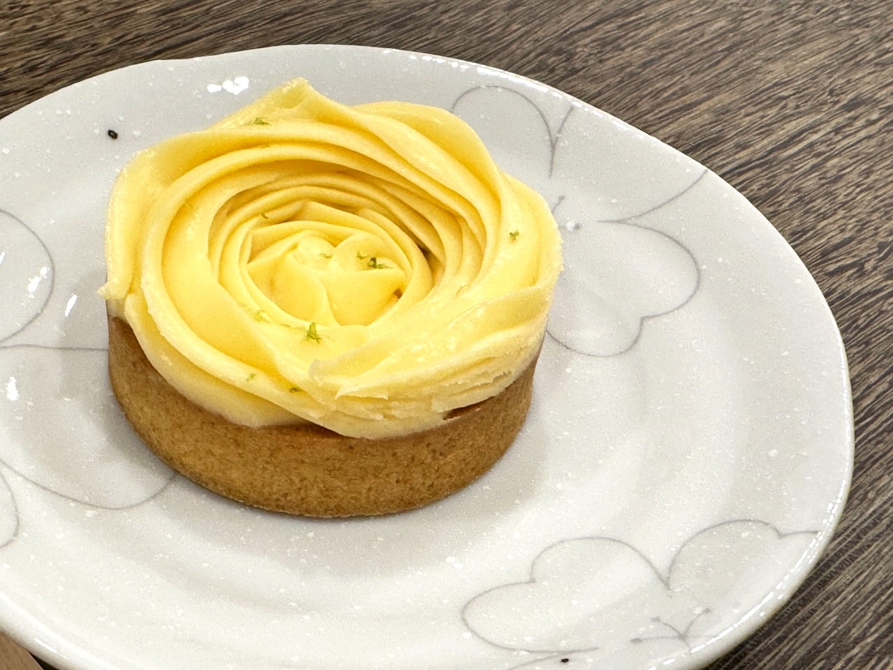 【宅配甜點】creammm.t 家常檸檬塔、司康組合、三溫堂蝴蝶酥、栗子千層派、經典風味冰淇淋-近全商品開箱與心得，奶蛋素友善，台中市十大伴手禮首獎
