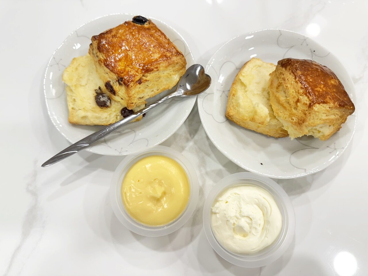 【宅配甜點】creammm.t 家常檸檬塔、司康組合、三溫堂蝴蝶酥、栗子千層派、經典風味冰淇淋-近全商品開箱與心得，奶蛋素友善，台中市十大伴手禮首獎