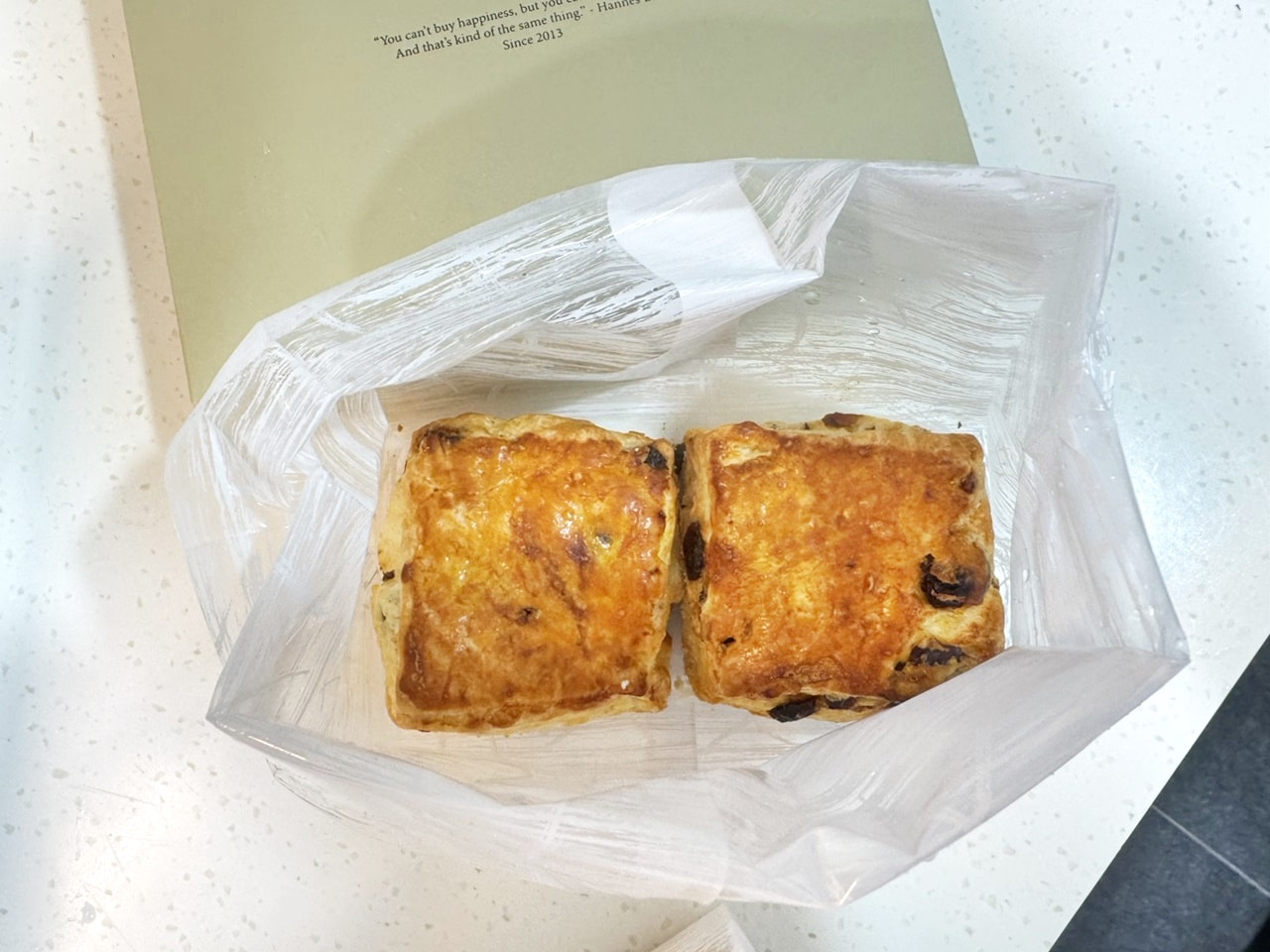 【宅配甜點】creammm.t 家常檸檬塔、司康組合、三溫堂蝴蝶酥、栗子千層派、經典風味冰淇淋-近全商品開箱與心得，奶蛋素友善，台中市十大伴手禮首獎