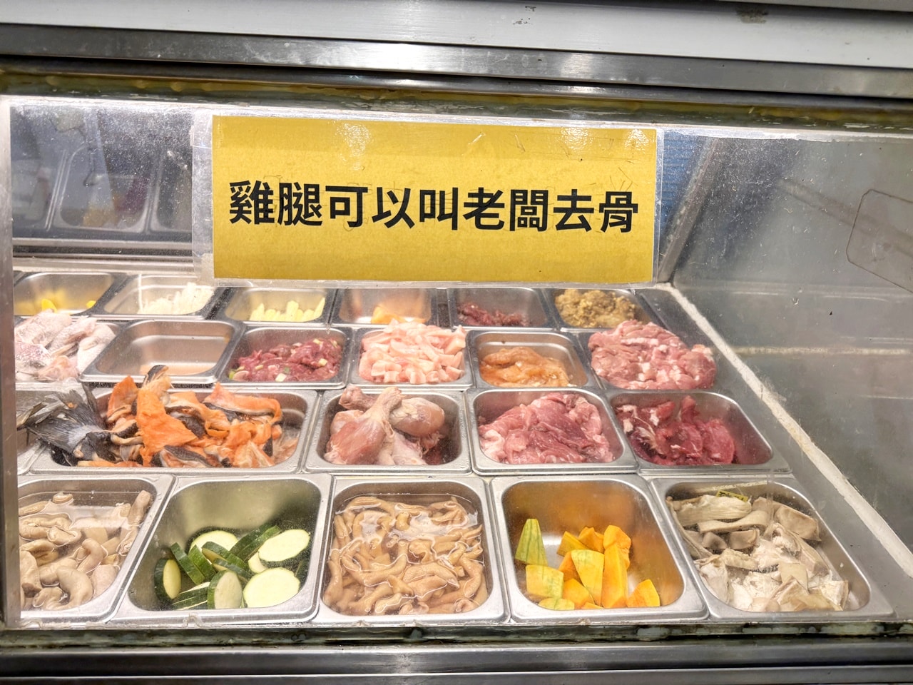 【信義食記】想肉了火烤兩吃吃到飽! 高CP值大口吃肉假日650元不用服務費,近永春捷運站(菜單/訂位) - 第23張圖 【信義食記】想肉了火烤兩吃吃到飽! 高CP值大口吃肉假日650元不用服務費,近永春捷運站(菜單/訂位)