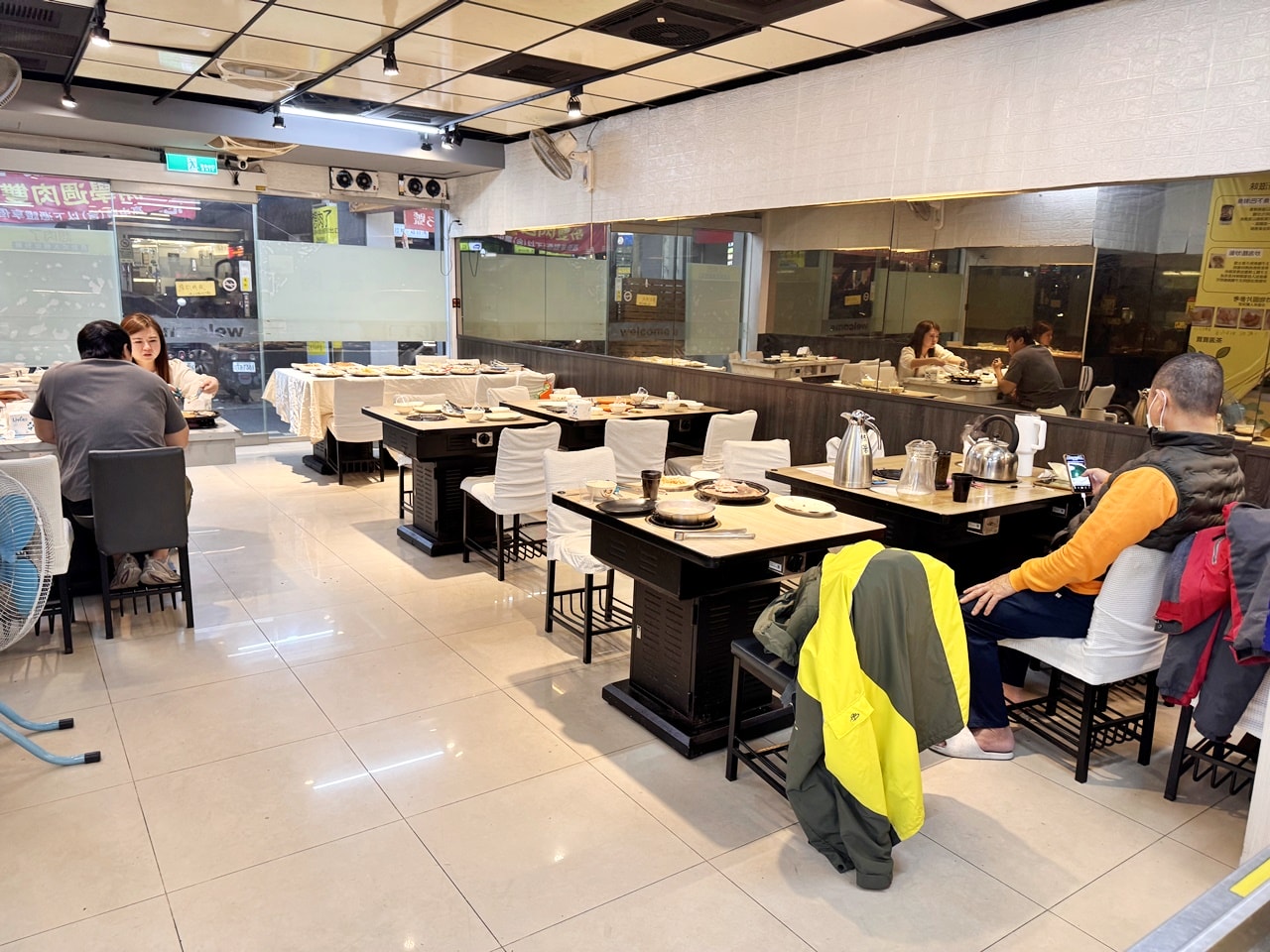 【信義食記】想肉了火烤兩吃吃到飽! 高CP值大口吃肉假日650元不用服務費,近永春捷運站(菜單/訂位) - 第7張圖 【信義食記】想肉了火烤兩吃吃到飽! 高CP值大口吃肉假日650元不用服務費,近永春捷運站(菜單/訂位)