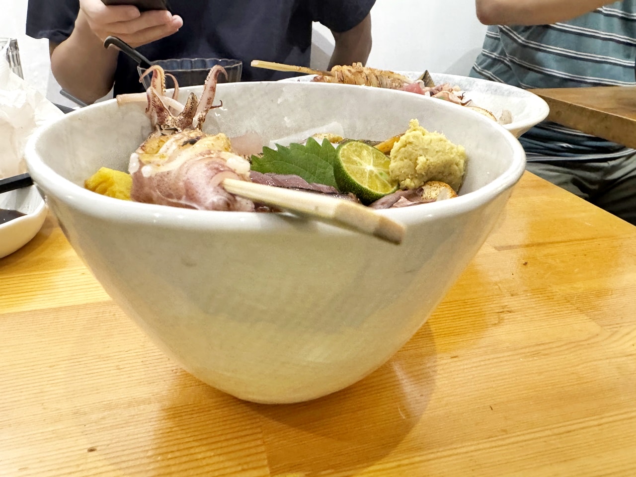 【大安食記】壽司爸 生魚片丼飯日本料理專賣,近捷運六張犁站樂業街(菜單) - 第24張圖 【大安食記】壽司爸 生魚片丼飯日本料理專賣,近捷運六張犁站樂業街(菜單)