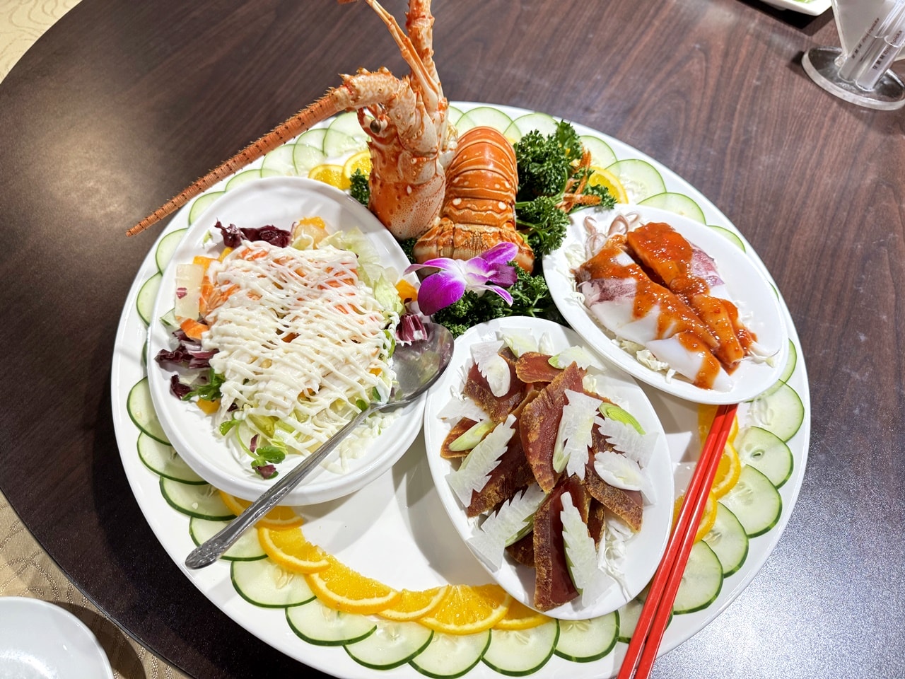 【大安食記】水粵香 藏在師大地下室的粵菜餐廳! 開箱10人12800元酒饗宴餐含招牌片皮鴨、佛跳牆、東坡肉，近捷運古亭站(菜單/訂位)