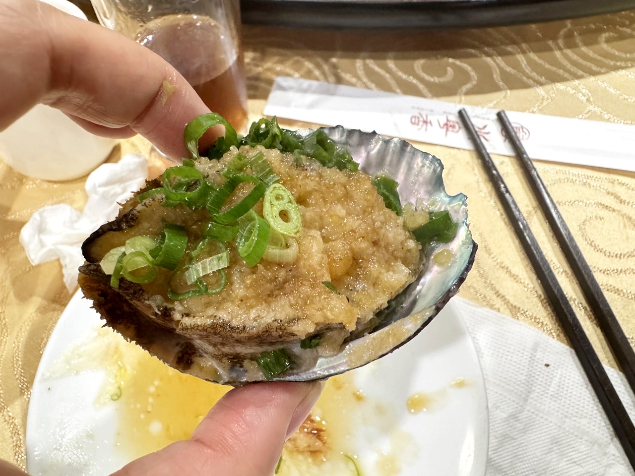 【大安食記】水粵香 藏在師大地下室的粵菜餐廳! 開箱10人12800元酒饗宴餐含招牌片皮鴨、佛跳牆、東坡肉，近捷運古亭站(菜單/訂位)