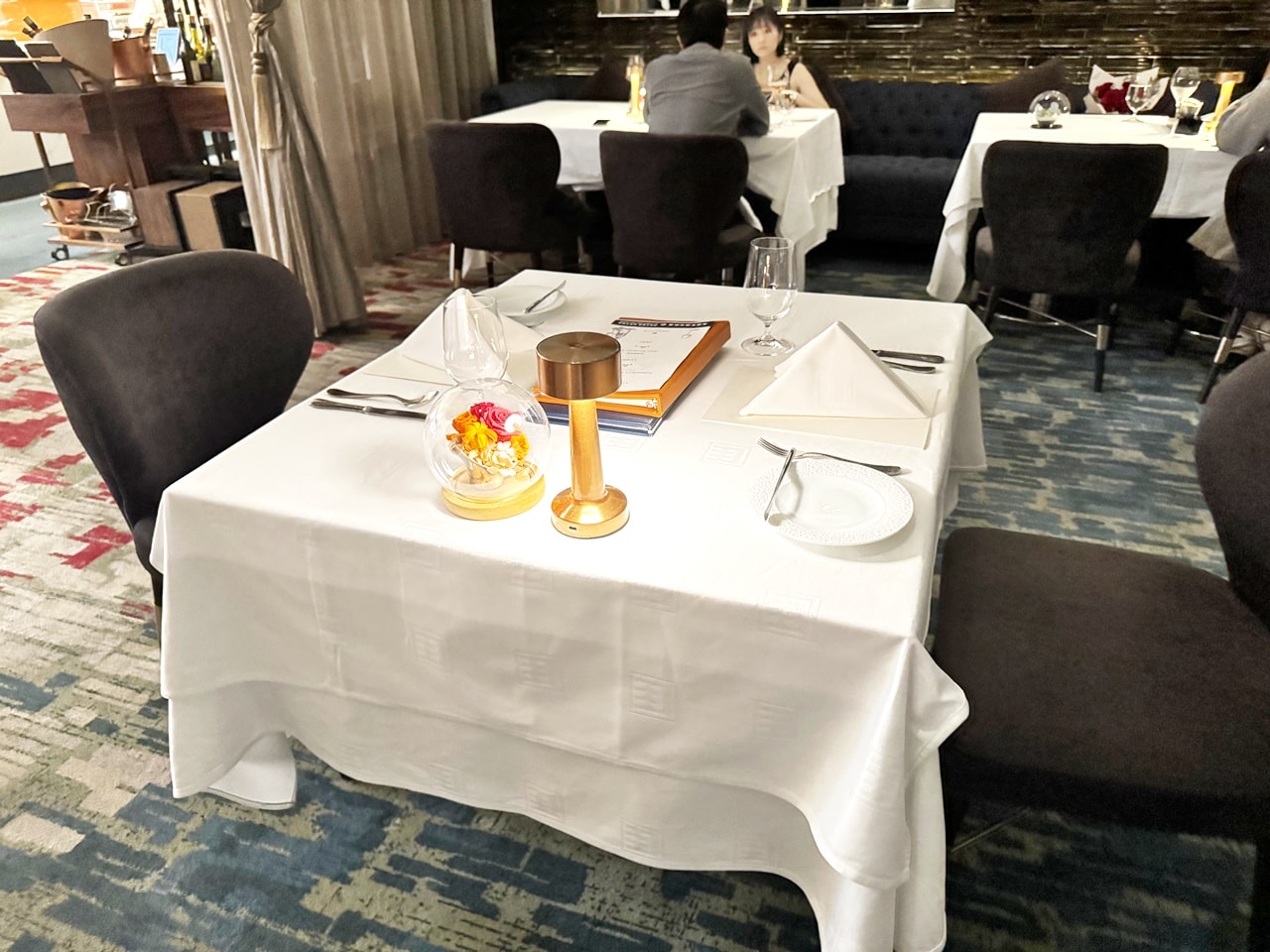【中山食記】A Cut 牛排館 台北國賓大飯店,米其林常客餐廳,2人餐費近13400元值得嗎,近南京復興捷運站(菜單/訂位) - 第21張圖 【中山食記】A Cut 牛排館 台北國賓大飯店,米其林常客餐廳,2人餐費近13400元值得嗎,近南京復興捷運站(菜單/訂位)