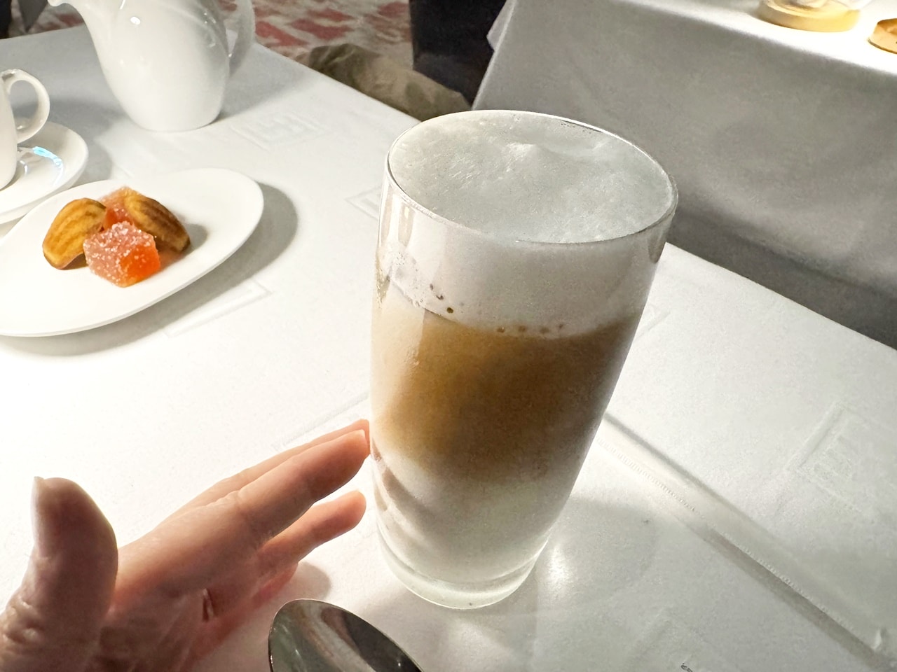 【中山食記】A Cut 牛排館 台北國賓大飯店,米其林常客餐廳,2人餐費近13400元值得嗎,近南京復興捷運站(菜單/訂位) - 第84張圖 【中山食記】A Cut 牛排館 台北國賓大飯店,米其林常客餐廳,2人餐費近13400元值得嗎,近南京復興捷運站(菜單/訂位)