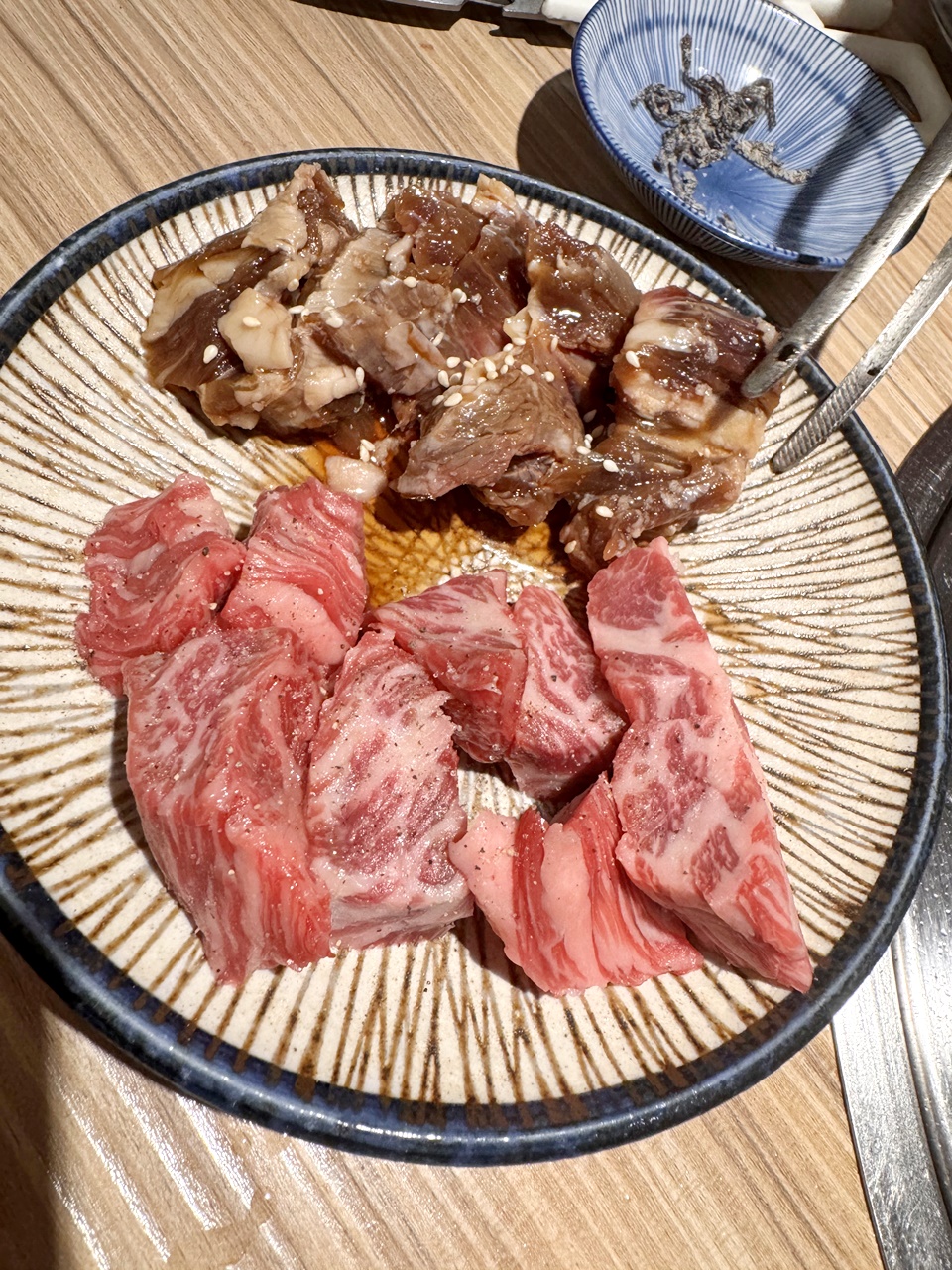 【大安食記】路易奇電力公司市民電廠 大和牛炙燒吃到飽值得嗎？和牛、橫膈膜、真理碗等一次開箱，近忠孝敦化站(菜單/訂位)