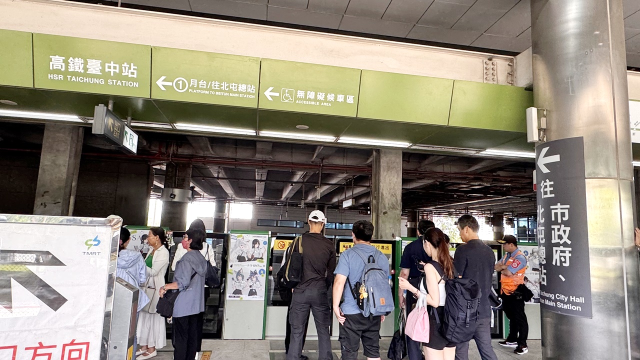 【台中食記】旭集和食集錦 台中店吃到飽 日式Buffet開箱假日餐期，位於台中大遠百近捷運綠線市政府站(價錢/訂位方式)