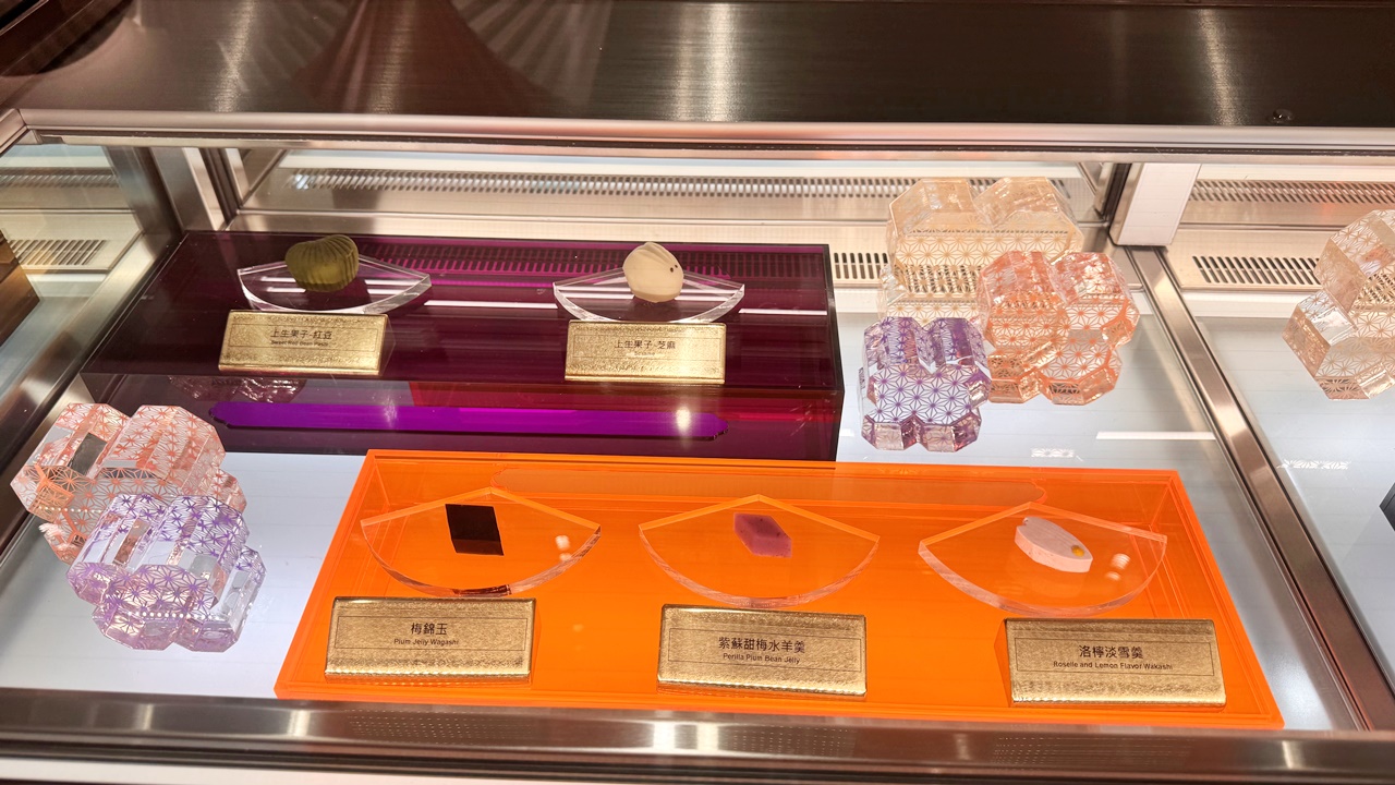 【台中食記】旭集和食集錦 台中店吃到飽 日式Buffet開箱假日餐期，位於台中大遠百近捷運綠線市政府站(價錢/訂位方式)