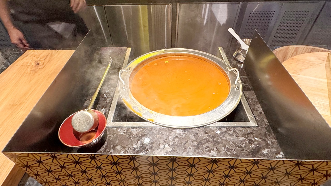【台中食記】旭集和食集錦 台中店吃到飽 日式Buffet開箱假日餐期，位於台中大遠百近捷運綠線市政府站(價錢/訂位方式)