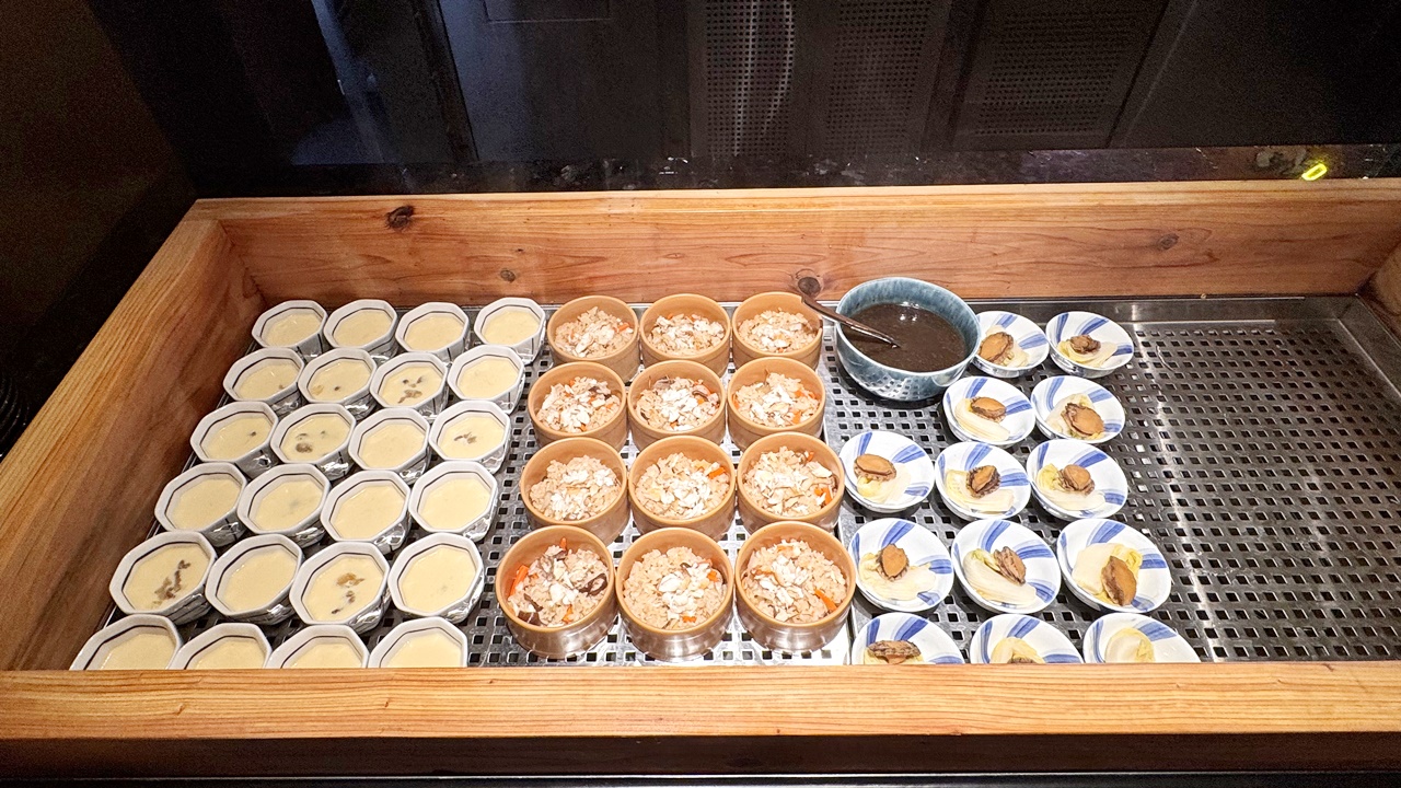 【台中食記】旭集和食集錦 台中店吃到飽 日式Buffet開箱假日餐期，位於台中大遠百近捷運綠線市政府站(價錢/訂位方式)
