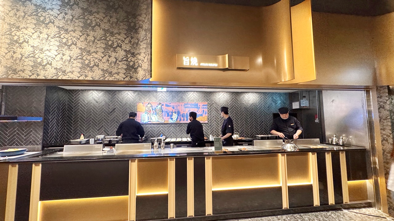 【台中食記】旭集和食集錦 台中店吃到飽 日式Buffet開箱假日餐期，位於台中大遠百近捷運綠線市政府站(價錢/訂位方式)
