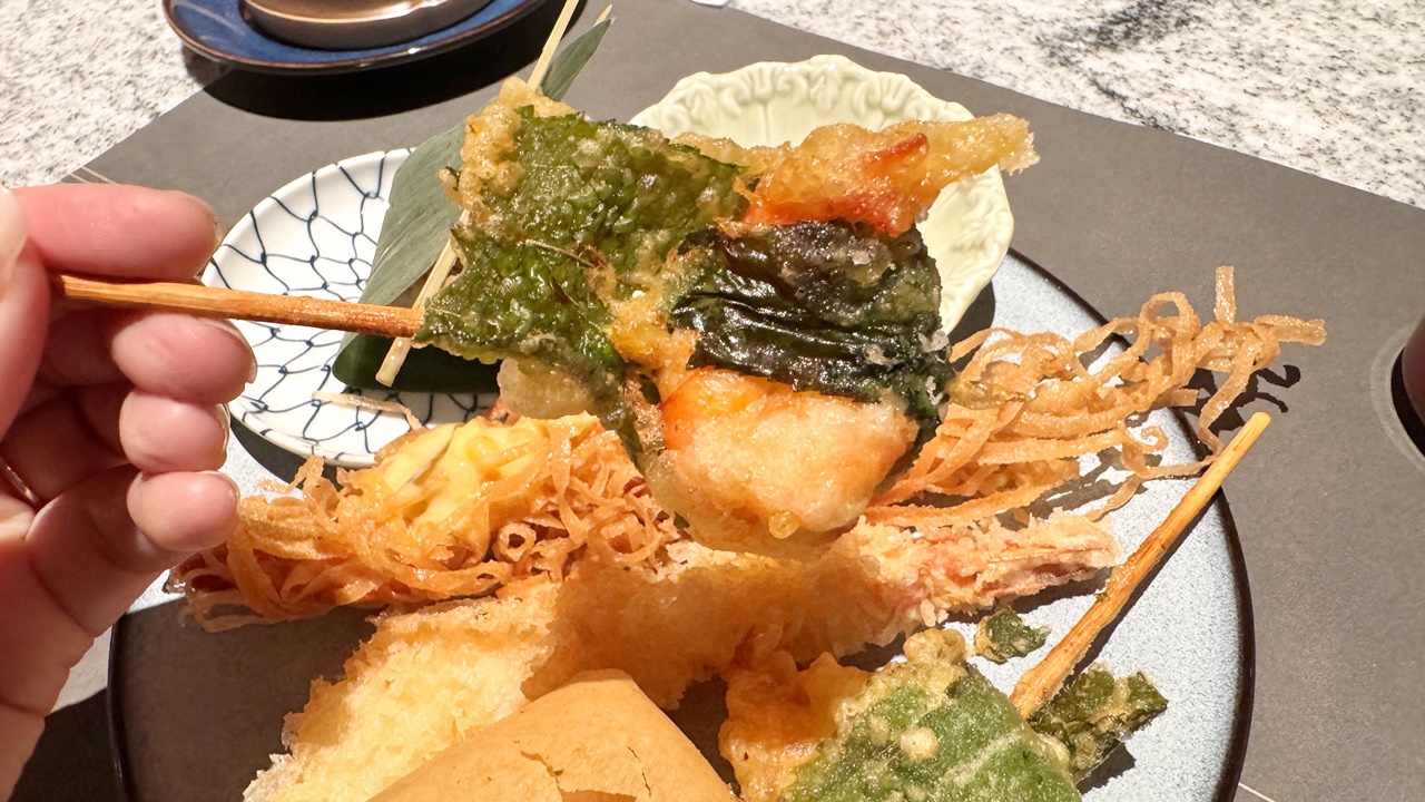 【台中食記】旭集和食集錦 台中店吃到飽 日式Buffet開箱假日餐期，位於台中大遠百近捷運綠線市政府站(價錢/訂位方式)