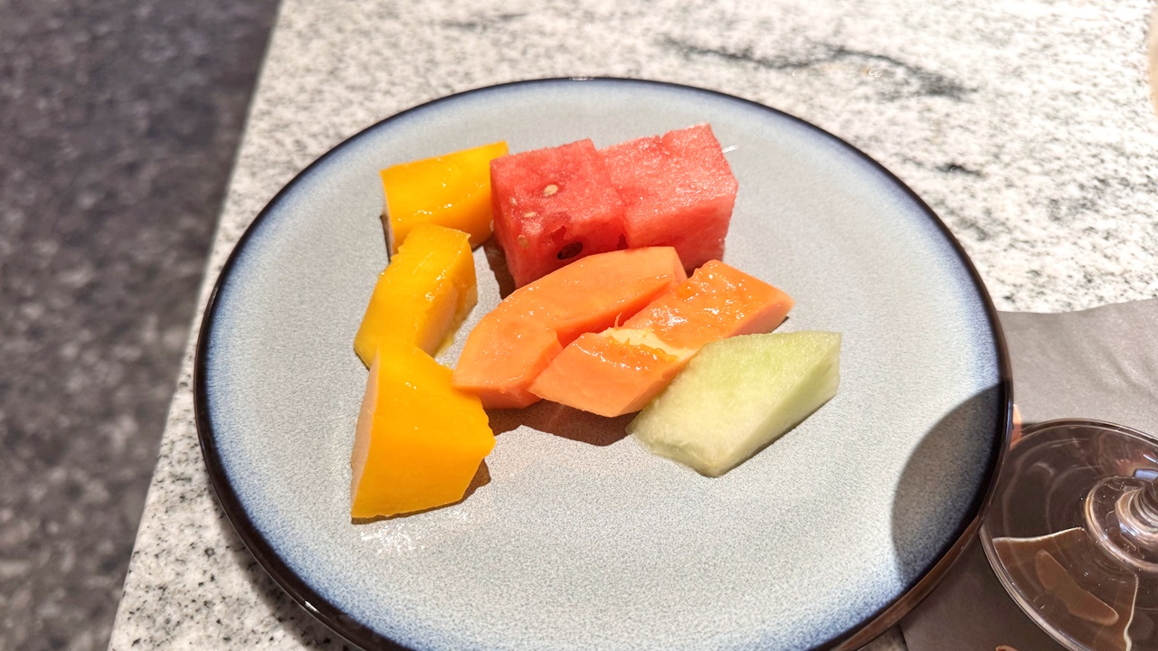 【台中食記】旭集和食集錦 台中店吃到飽 日式Buffet開箱假日餐期，位於台中大遠百近捷運綠線市政府站(價錢/訂位方式)