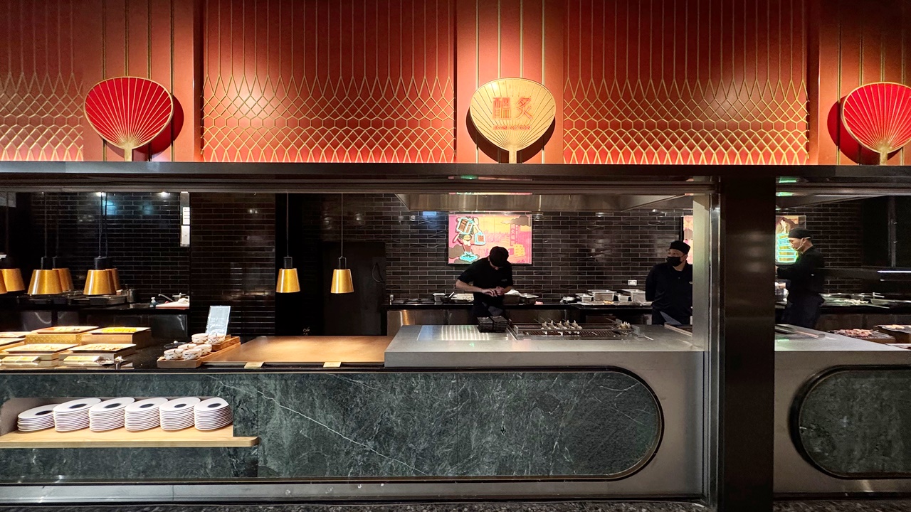 【台中食記】旭集和食集錦 台中店吃到飽 日式Buffet開箱假日餐期，位於台中大遠百近捷運綠線市政府站(價錢/訂位方式)