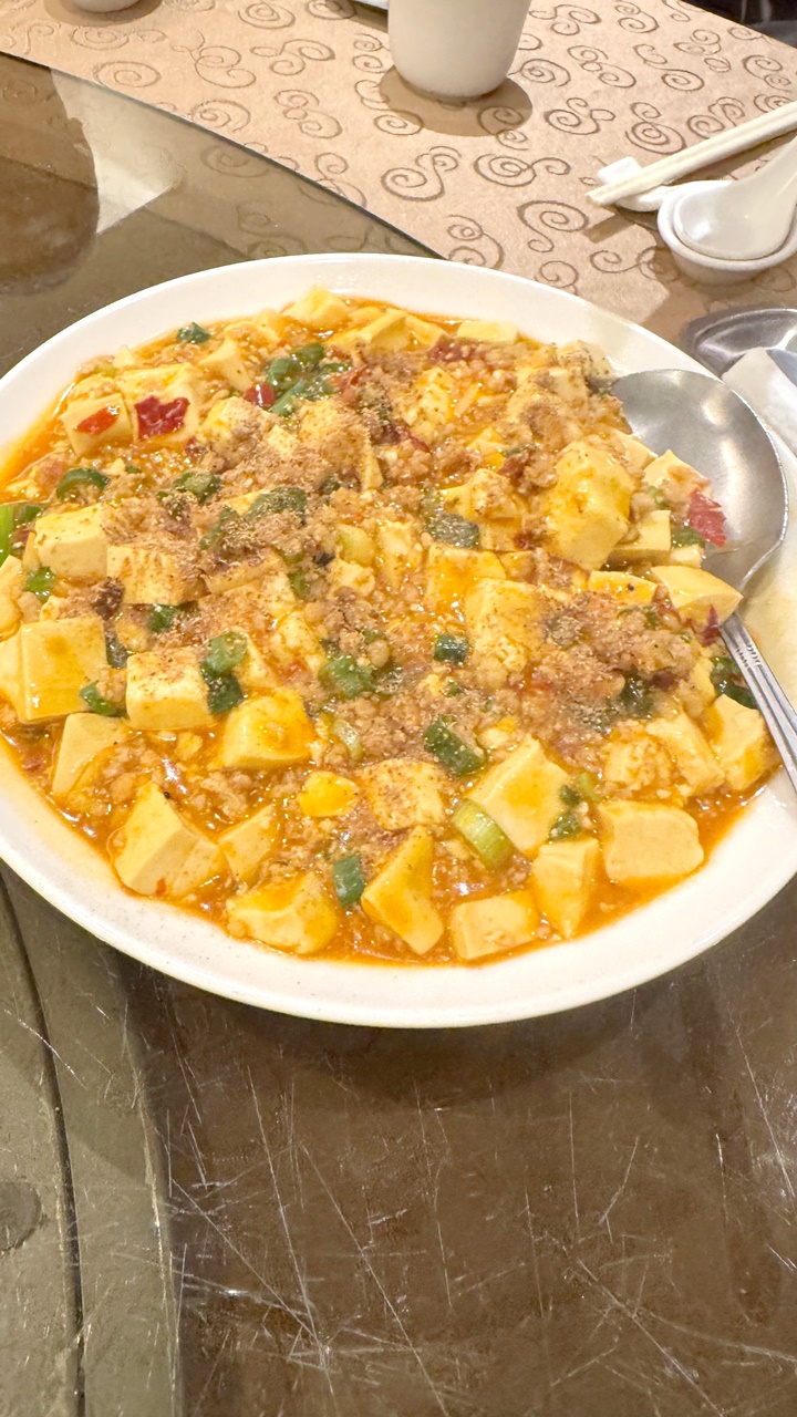 【大安食記】驥園川菜餐廳 台北超強砂鍋土雞湯！米其林推薦60年老字號川菜名店，多樣經典菜色開箱(菜單)