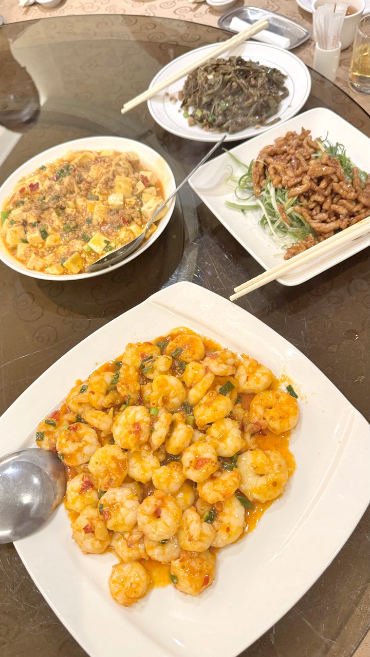 【大安食記】驥園川菜餐廳 台北超強砂鍋土雞湯！米其林推薦60年老字號川菜名店，多樣經典菜色開箱(菜單)