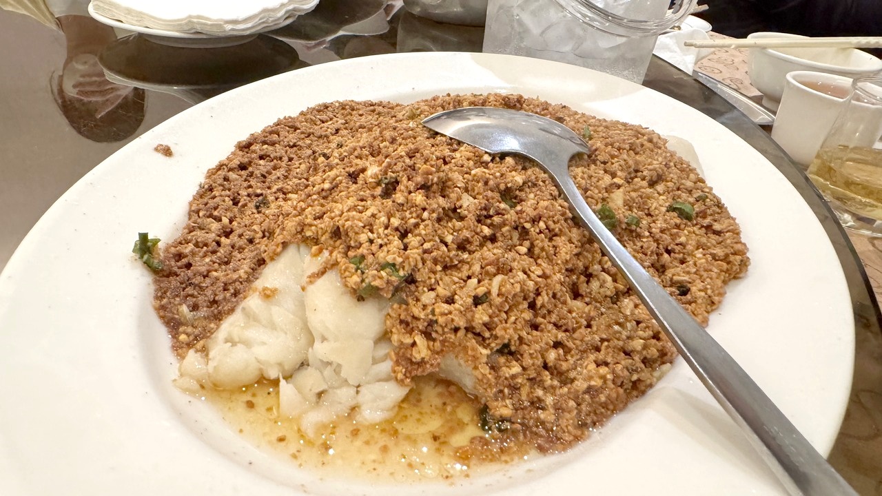 【大安食記】驥園川菜餐廳 台北超強砂鍋土雞湯！米其林推薦60年老字號川菜名店，多樣經典菜色開箱(菜單)